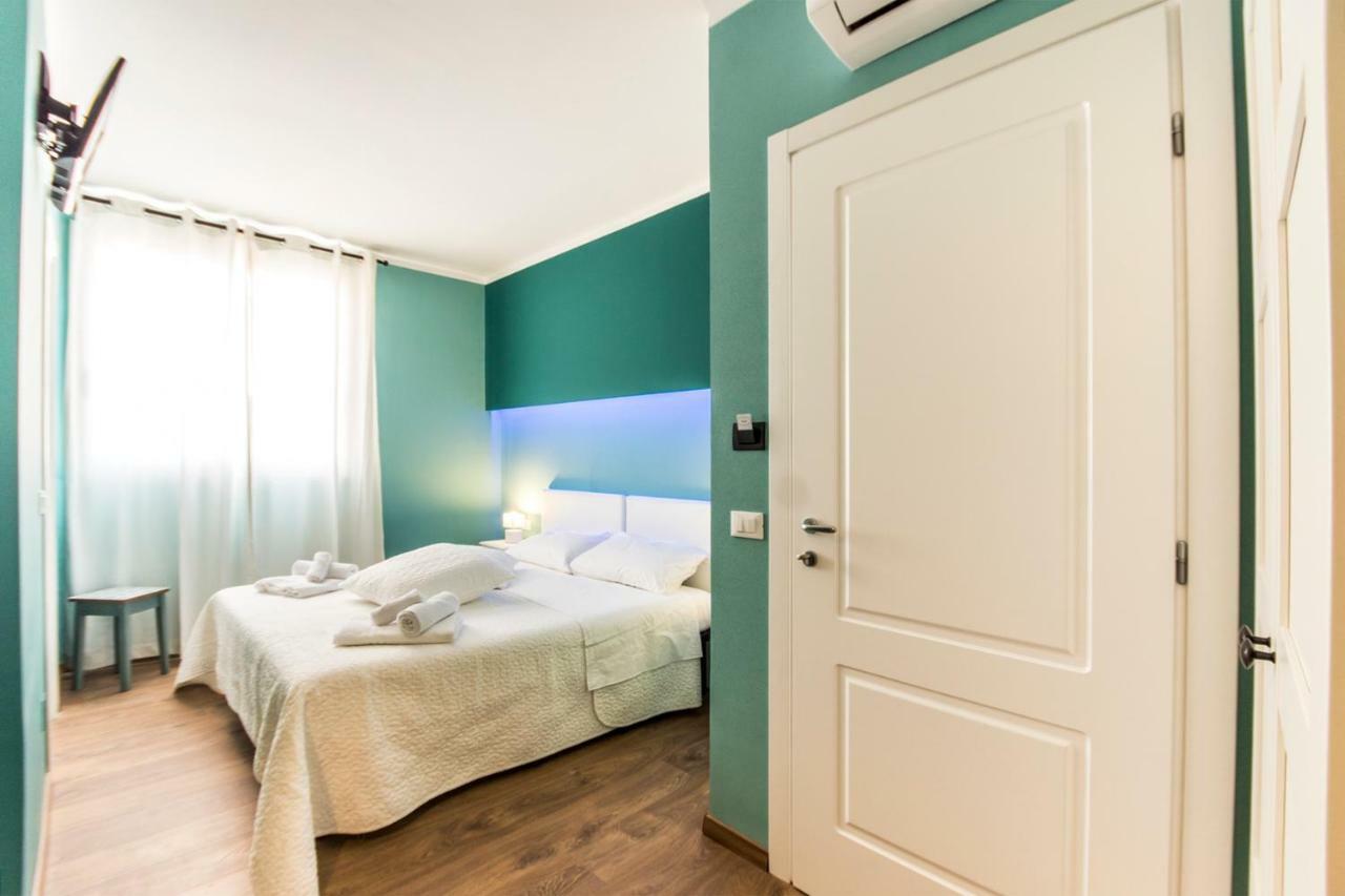 פלרמו Sheralkes Bed&Breakfast מראה חיצוני תמונה