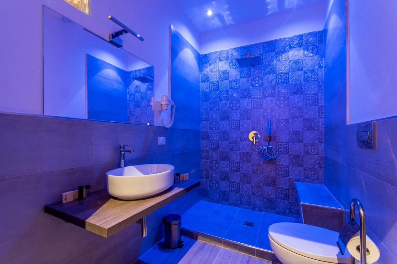 פלרמו Sheralkes Bed&Breakfast מראה חיצוני תמונה